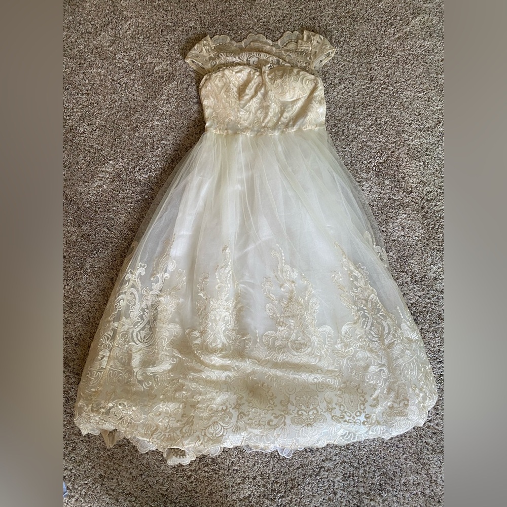 Cream Lace Midi Dress